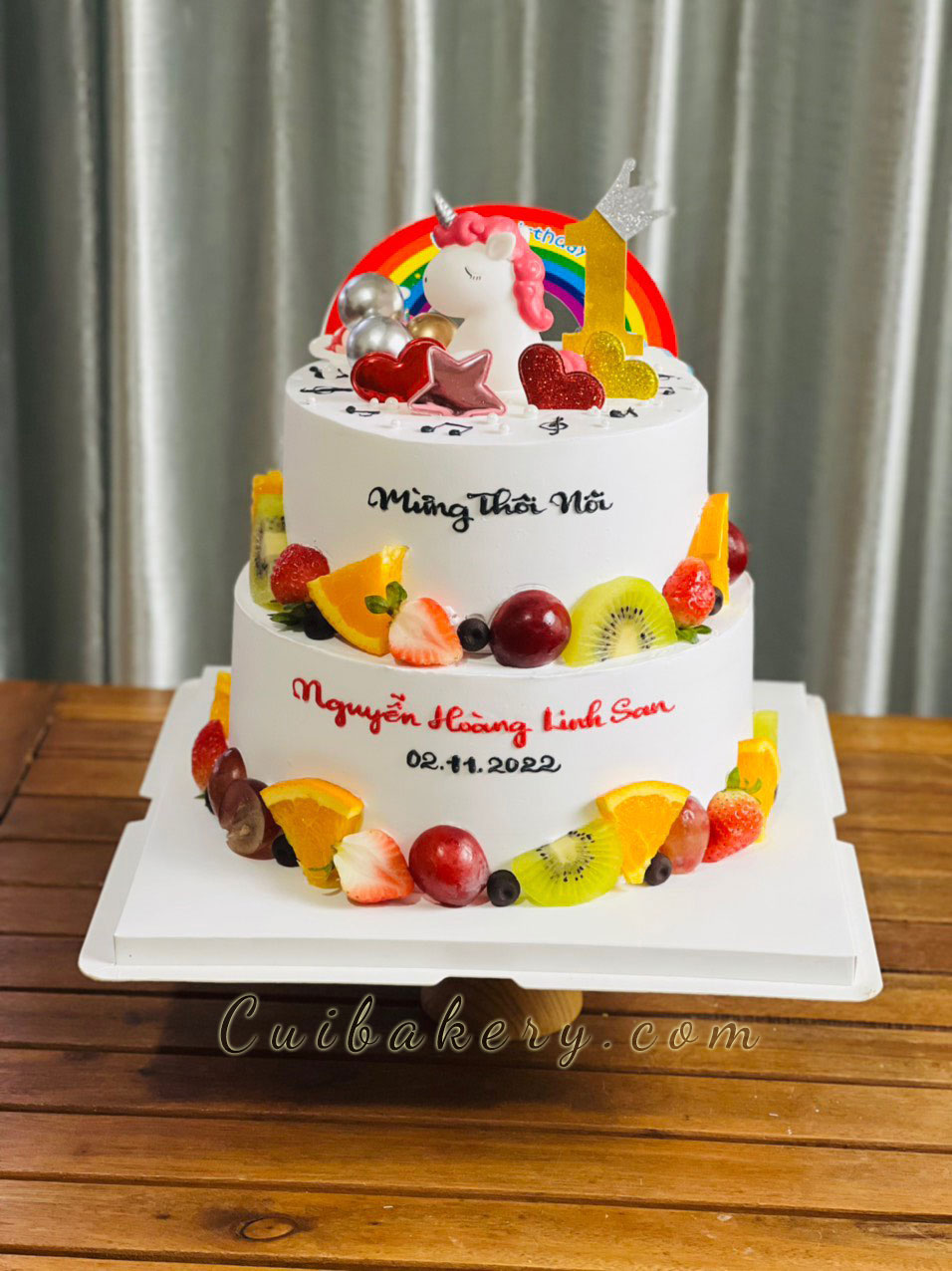 Mẫu Bánh Kem Tầng  -  MKT011
